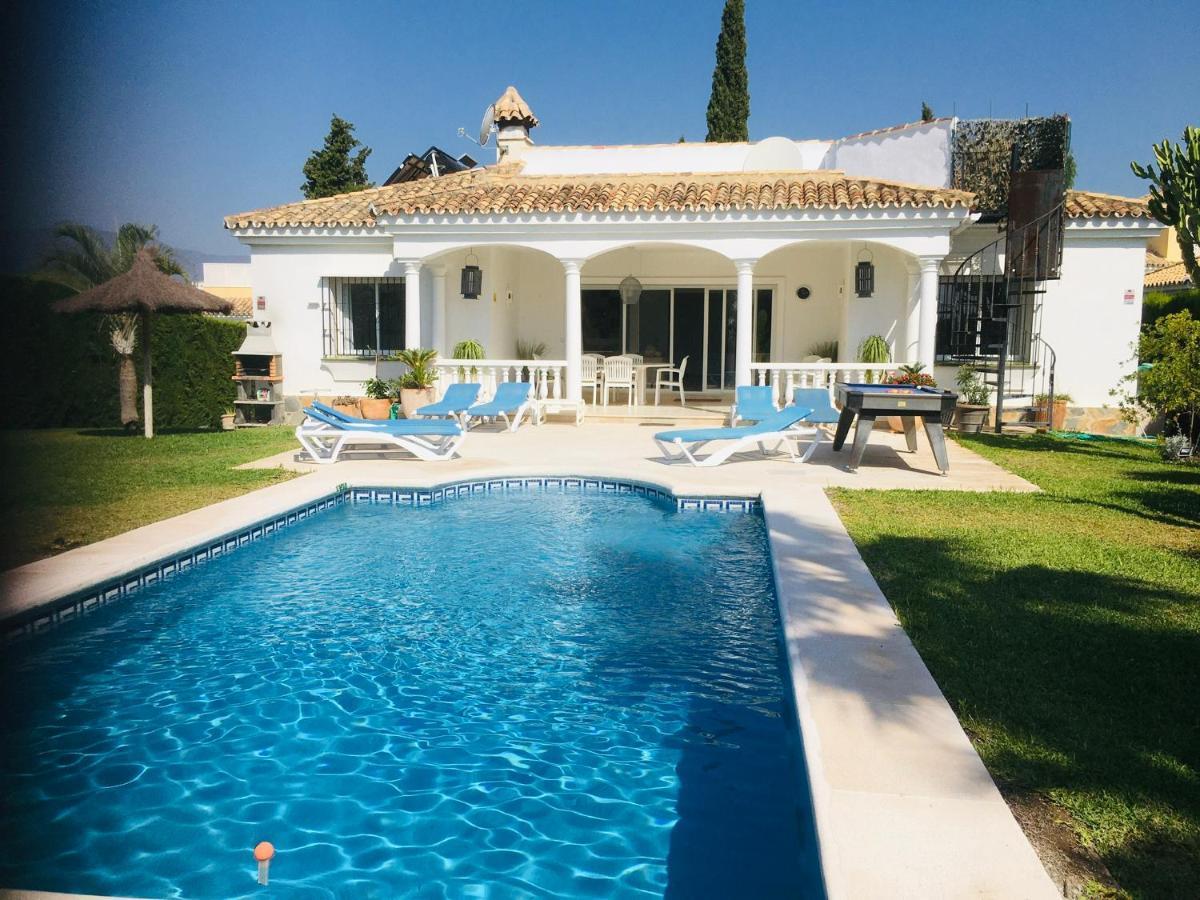 Villa Pinsapo Estepona Exterior photo
