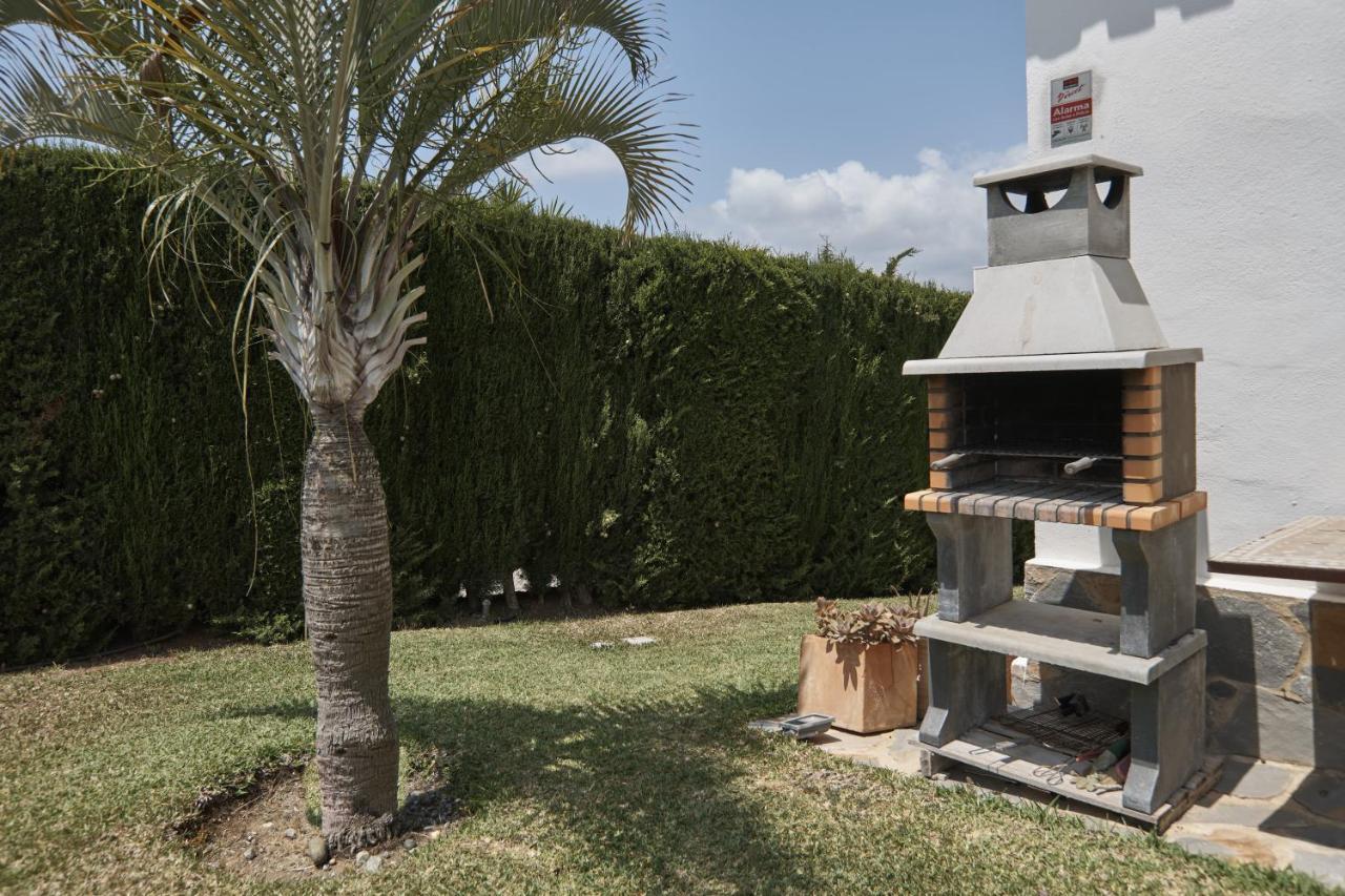 Villa Pinsapo Estepona Exterior photo